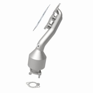 Kia Sorento Catalytic Converter - Magnaflow - OEM Grade Federal/EPA Compliant Direct-Fit - `07-`09