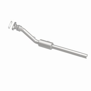 Volkswagen Jetta Catalytic Converter (Direct Fit) - Magnaflow - OEM Grade - `02-`05