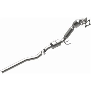 Audi Q3 Catalytic Converter - Magnaflow - OEM Grade Direct-Fit - `15-`18