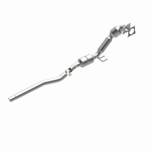 Audi Q3 Catalytic Converter - Magnaflow - OEM Grade Direct-Fit - `15-`18