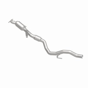 Volkswagen Touareg Catalytic Converter - Magnaflow - OEM Grade Direct-Fit - `11-`17