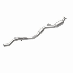 Volkswagen Touareg Catalytic Converter - Magnaflow - OEM Grade Direct-Fit - `11-`17