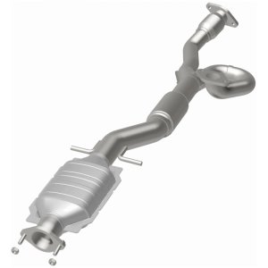 Cadillac XTS Catalytic Converter - Magnaflow - OEM Grade Direct-Fit - `13-`19