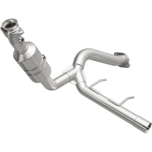 Ford F-150 Catalytic Converter - Magnaflow - OEM Grade Direct-Fit - `09-`10