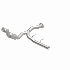 Ford F-150 Catalytic Converter - Underbody - Magnaflow - OEM Grade Direct-Fit - `11-`14