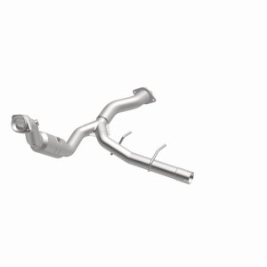 Ford F-150 Catalytic Converter - Underbody - Magnaflow - OEM Grade Direct-Fit - `11-`14