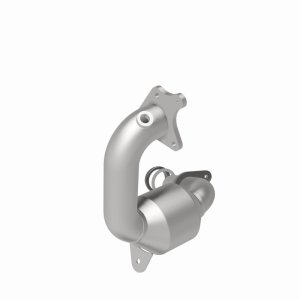 Nissan Sentra Catalytic Converter - Underbody - Magnaflow - OEM Grade Direct-Fit - `17-`19