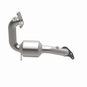 Nissan Juke Catalytic Converter - Magnaflow - OEM Grade Direct-Fit - `11-`17