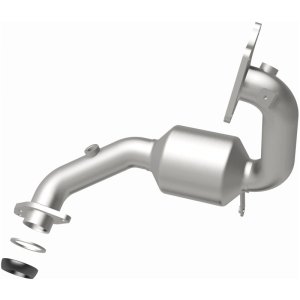 Nissan Juke Catalytic Converter - Magnaflow - OEM Grade Direct-Fit - `11-`17