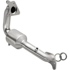 Nissan Juke Catalytic Converter - Magnaflow - OEM Grade Direct-Fit - `11-`17
