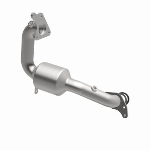 Nissan Juke Catalytic Converter - Magnaflow - OEM Grade Direct-Fit - `11-`17