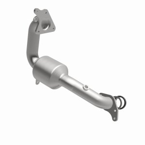 Nissan Juke Catalytic Converter - Magnaflow - OEM Grade Direct-Fit - `11-`17