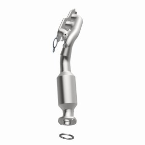 Lexus IS300 Catalytic Converter - Magnaflow - OEM Grade Federal Direct-Fit - `16-`17