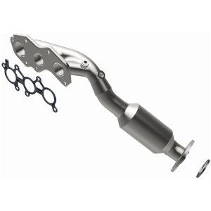 Lexus IS300 Catalytic Converter - Magnaflow - OEM Grade Federal Direct-Fit - `16-`17