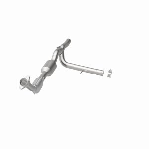 Ford F-150 Catalytic Converter - Magnaflow - Direct-Fit - `04-`06