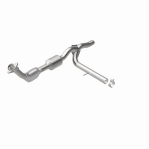 Ford F-150 Catalytic Converter - Magnaflow - Direct-Fit - `04-`06