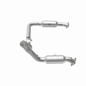 Dodge Ram Catalytic Converter - Magnaflow - Direct Fit, OEM Grade - `07-`08 Dodge Ram Catalytic Converter - Magnaflow - Direct Fit, OEM Grade - `07-`08