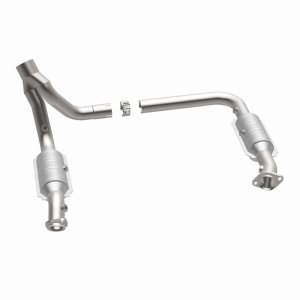 Dodge Ram Catalytic Converter - Magnaflow - Direct Fit, OEM Grade - `07-`08 Dodge Ram Catalytic Converter - Magnaflow - Direct Fit, OEM Grade - `07-`08