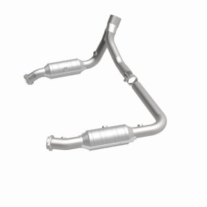 Dodge Ram Catalytic Converter - Magnaflow - Direct Fit, OEM Grade - `07-`08 Dodge Ram Catalytic Converter - Magnaflow - Direct Fit, OEM Grade - `07-`08
