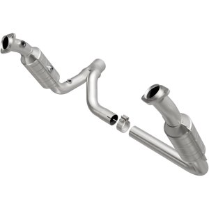 Dodge Ram Catalytic Converter - Magnaflow - Direct Fit, OEM Grade - `07-`08 Dodge Ram Catalytic Converter - Magnaflow - Direct Fit, OEM Grade - `07-`08