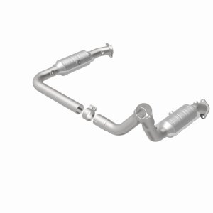 Dodge Ram Catalytic Converter - Magnaflow - Direct Fit, OEM Grade - `07-`08 Dodge Ram Catalytic Converter - Magnaflow - Direct Fit, OEM Grade - `07-`08