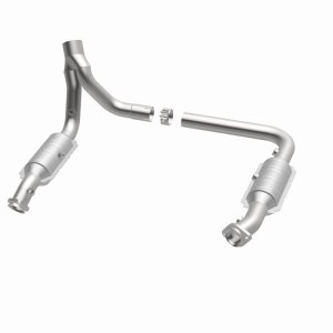 Dodge Ram Catalytic Converter - Magnaflow - Direct Fit, OEM Grade - `07-`08 Dodge Ram Catalytic Converter - Magnaflow - Direct Fit, OEM Grade - `07-`08
