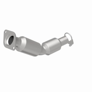 Toyota Prius Catalytic Converter - Underbody - Magnaflow - OEM Grade Direct-Fit - `10-`15