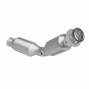 Toyota Prius V Catalytic Converter - Underbody - Magnaflow - Direct Fit Converter - `12-`17