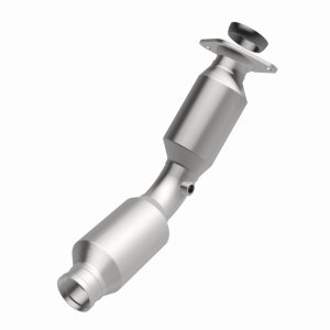 Toyota Prius V Catalytic Converter - Underbody - Magnaflow - Direct Fit Converter - `12-`17