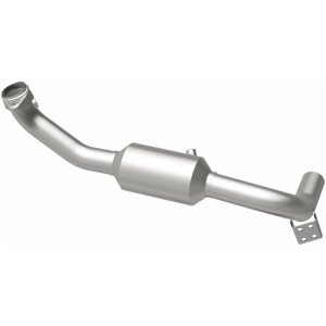 Lincoln Navigator Catalytic Converter - Magnaflow - OEM Grade Direct-Fit - `05-`06