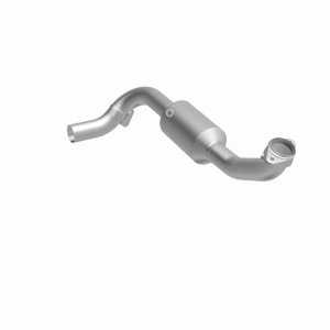 Lincoln Navigator Catalytic Converter - Magnaflow - OEM Grade Direct-Fit - `05-`06