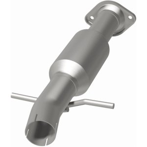 Toyota Highlander Catalytic Converter - Magnaflow - OEM Grade Direct-Fit - `14-`16