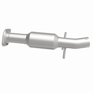Toyota Highlander Catalytic Converter - Magnaflow - OEM Grade Direct-Fit - `14-`16
