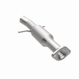 Toyota Highlander Catalytic Converter - Magnaflow - OEM Grade Direct-Fit - `14-`16