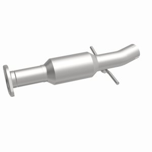 Toyota Highlander Catalytic Converter - Magnaflow - OEM Grade Direct-Fit - `14-`16