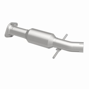Toyota Highlander Catalytic Converter - Magnaflow - OEM Grade Direct-Fit - `14-`16