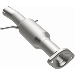 Toyota Highlander Catalytic Converter - Magnaflow - OEM Grade Direct-Fit - `14-`16