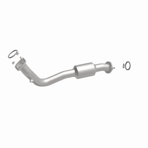 Toyota RAV4 Catalytic Converter - Underbody - Magnaflow - Direct Fit - `13-`18