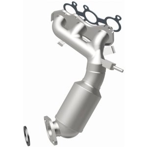 Toyota Highlander Catalytic Converter - Magnaflow - Direct Fit OE Grade - `14-`15