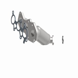 Toyota Highlander Catalytic Converter - Magnaflow - Direct Fit OE Grade - `14-`15