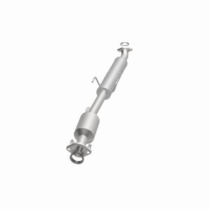 Toyota Sienna Catalytic Converter - Underbody - Magnaflow - Direct Fit - `07-`10 Toyota Sienna Catalytic Converter - Underbody - Magnaflow - Direct Fit - `07-`10