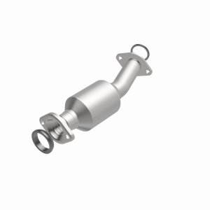 Toyota Sienna Catalytic Converter - Magnaflow - OEM Grade Direct-Fit - 2011