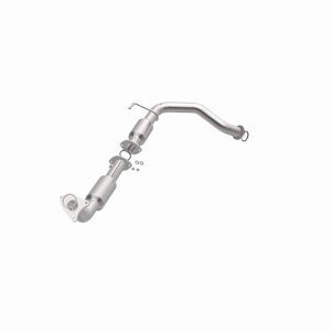 Toyota Sequoia Catalytic Converter - Magnaflow - Direct Fit - `08-`22 Toyota Sequoia Catalytic Converter - Magnaflow - Direct Fit - `08-`22