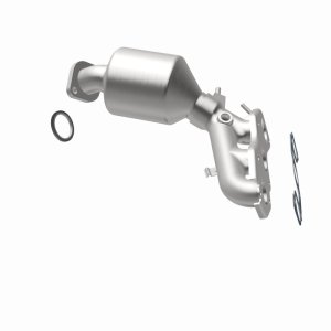 Toyota Avalon Catalytic Converter - Magnaflow - Direct Fit - 2012