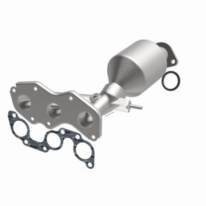 Toyota Avalon Catalytic Converter - Magnaflow - Direct Fit - 2012