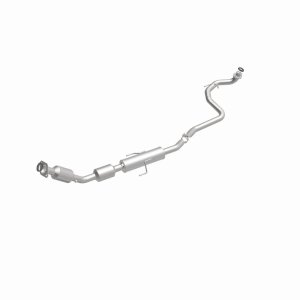 Toyota Yaris Catalytic Converter - Underbody - Magnaflow - OEM Grade Direct-Fit - `07-`11