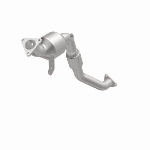 Volkswagen Touareg Catalytic Converter - Underbody - Magnaflow - Direct-Fit, OEM Grade - `08-`10