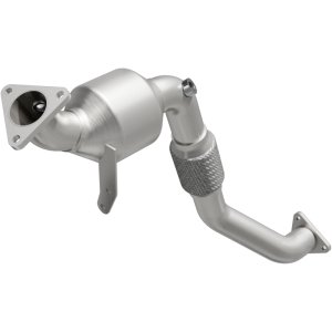 Volkswagen Touareg Catalytic Converter - Underbody - Magnaflow - Direct-Fit, OEM Grade - `08-`10
