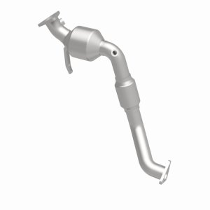 Volkswagen Touareg Catalytic Converter - Underbody - Magnaflow - Direct-Fit, OEM Grade - `08-`10