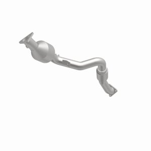 Audi Q7 Catalytic Converter - Underbody - Magnaflow - OEM Grade Direct-Fit - `07-`10